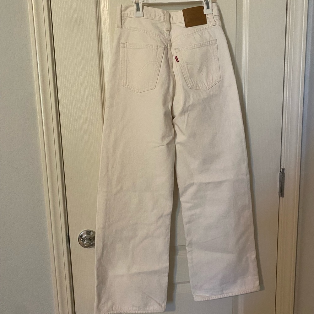 Levi’s ribcage wide leg off white jeans 25 inseam 27.25 - Picture 2 of 5